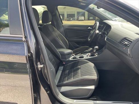 Used 2019 Volkswagen Jetta GLI image 24