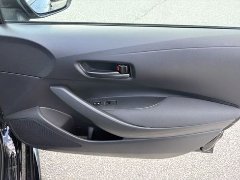 Certified 2025 Toyota Corolla LE FWD image 25