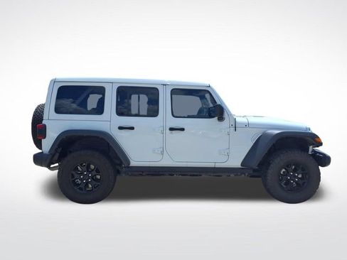 Used 2023 Jeep Wrangler Unlimited Rubicon 4xe w/ Cold Weather Group AWD/4WD image 29
