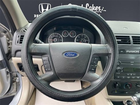 Used 2006 Ford Fusion SE image 12