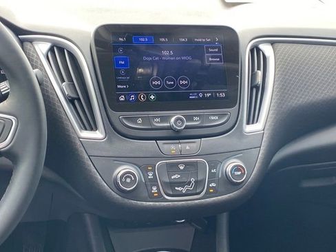 Certified 2024 Chevrolet Malibu RS image 9