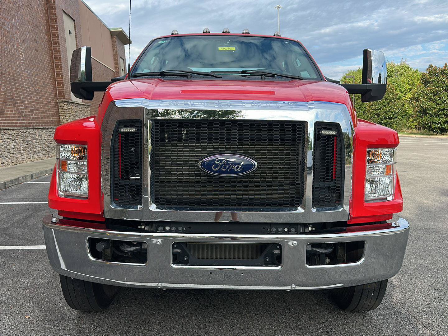 Used 2025 Ford F650 2WD Crew Cab Super Duty image 8