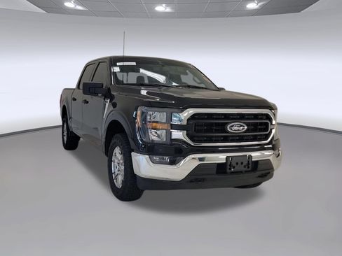 Used 2023 Ford F150 XLT w/ Equipment Group 301A Mid AWD/4WD image 5