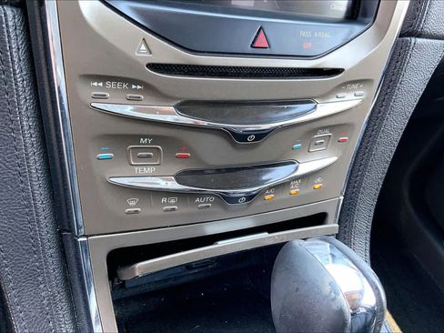 Used 2013 Lincoln MKX AWD image 31
