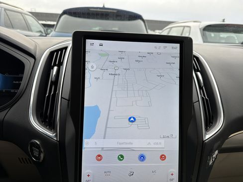 Used 2024 Ford Edge Titanium w/ Titanium Elite Package image 17