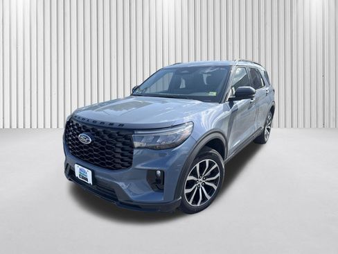 New 2026 Ford Explorer ST-Line AWD/4WD image 1