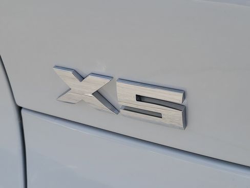 New 2026 BMW X5 M60i image 29