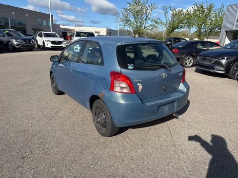 Used 2008 Toyota Yaris 2-Door Hatchback FWD image 7