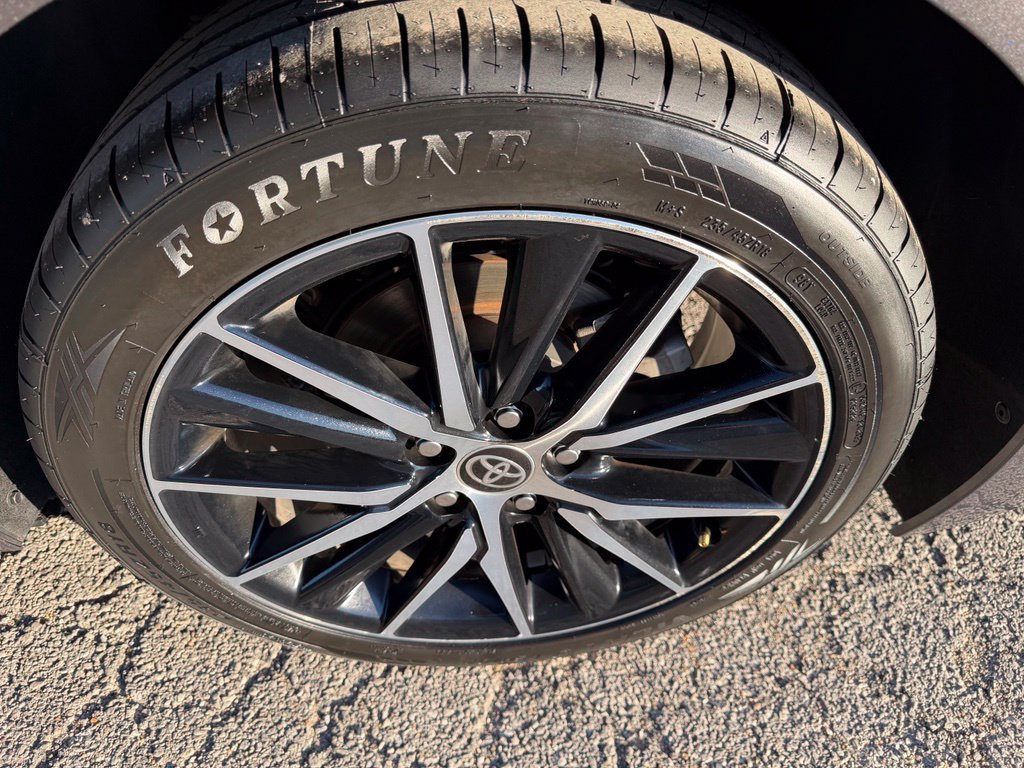 Certified 2024 Toyota Camry SE FWD image 9