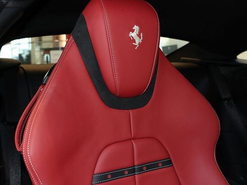 Certified 2021 Ferrari Roma image 40