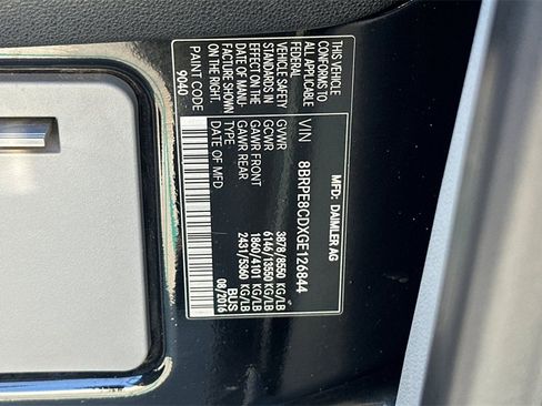 Used 2016 Mercedes-Benz Sprinter 2500 image 33