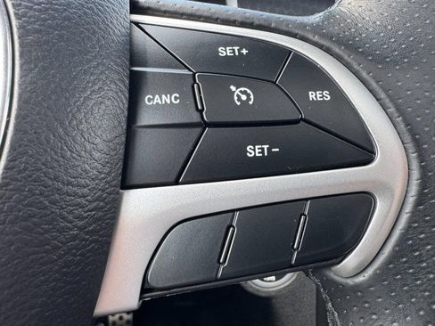 Used 2018 Dodge Charger SXT Plus w/ Navigation & Travel Group RWD image 18