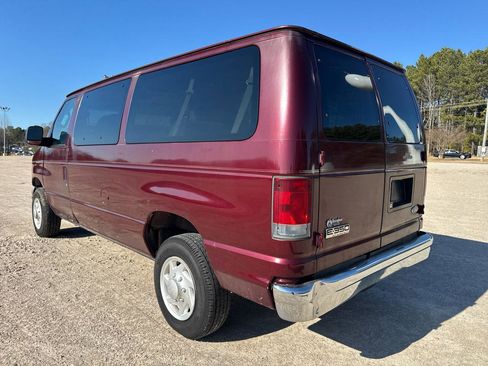 Used 2006 Ford E-350 and Econoline 350 Chateau image 8