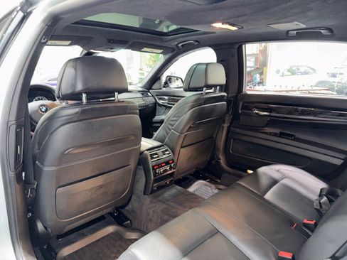 Used 2015 BMW 750Li xDrive w/ M Sport Edition AWD/4WD image 49