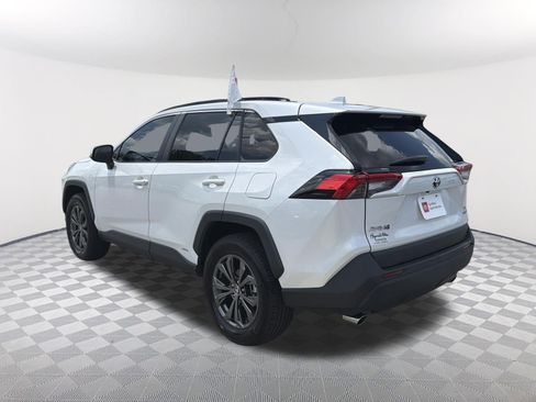 Certified 2023 Toyota RAV4 XLE Premium AWD/4WD image 15