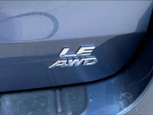 Used 2015 Toyota Sienna LE AWD/4WD image 10