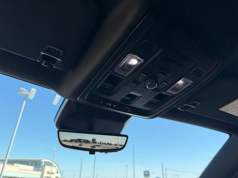 Used 2023 Cadillac Escalade Sport w/ LPO, ONYX Package AWD/4WD image 21
