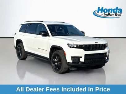 Used 2023 Jeep Grand Cherokee L Laredo