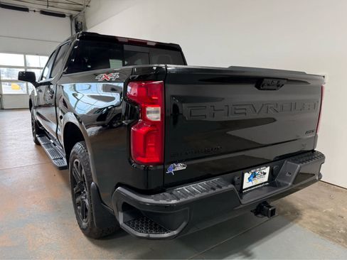 Used 2023 Chevrolet Silverado 1500 RST w/ Convenience Package II AWD/4WD image 3