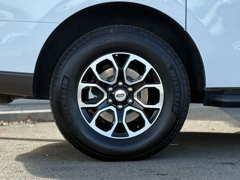 Used 2024 Ford Expedition Max XL image 32