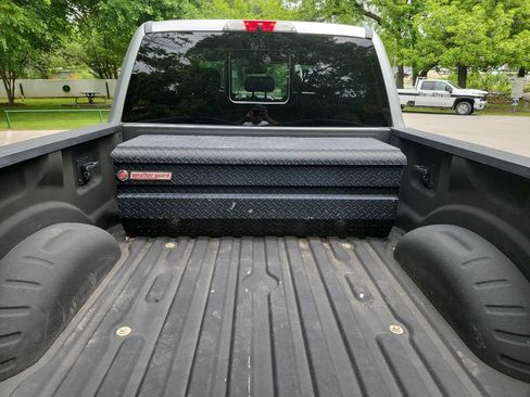 Used 2017 Ford F250 Lariat w/ Lariat Ultimate Package AWD/4WD image 9