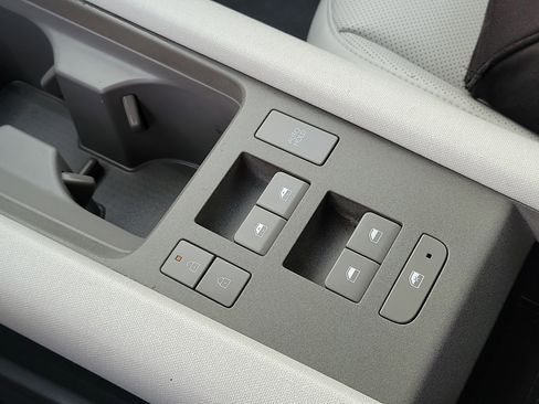 Certified 2025 Hyundai Ioniq 6 SEL image 14