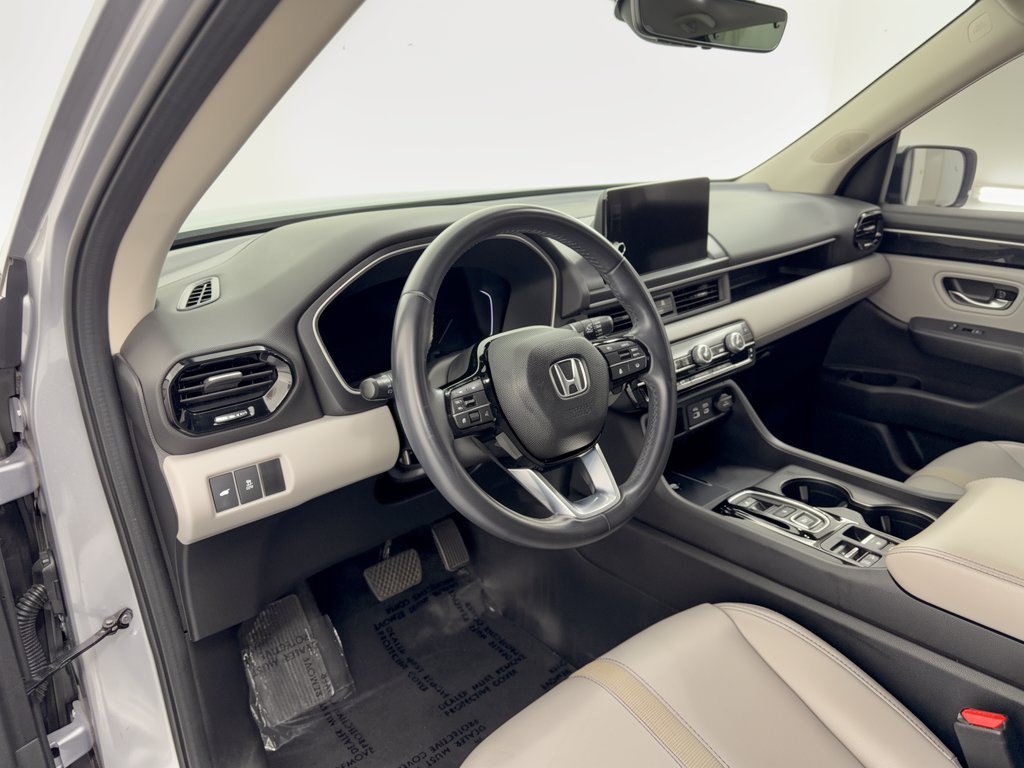 Used 2023 Honda Pilot EX-L image 4