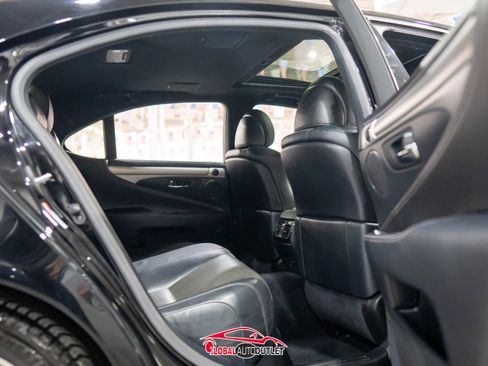 Used 2016 Lexus LS 460 AWD w/ F Sport Package image 19