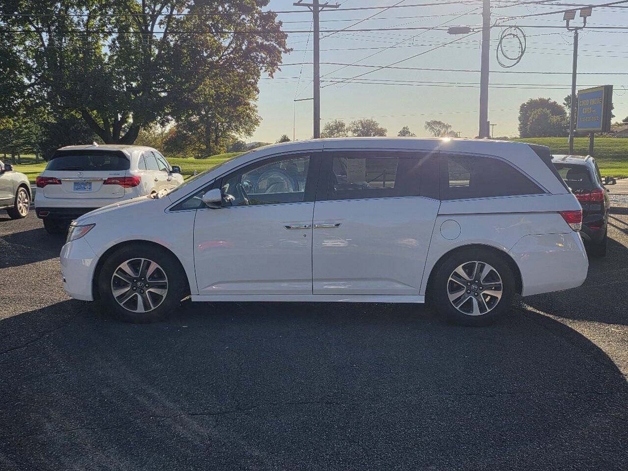 Used 2014 Honda Odyssey Touring Elite image 6