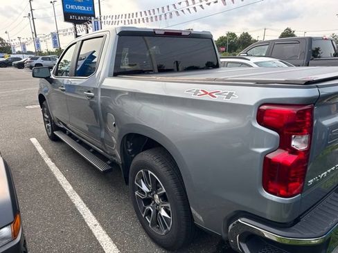 Certified 2025 Chevrolet Silverado 1500 LT AWD/4WD image 4