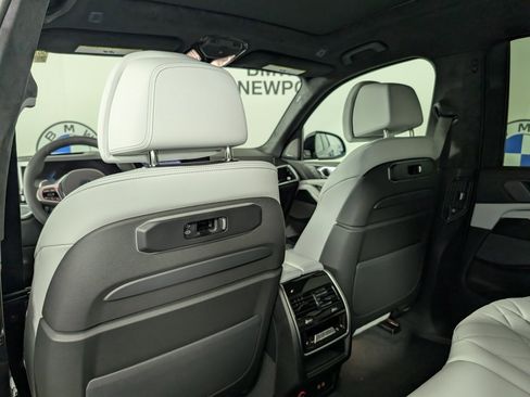 New 2026 BMW X7 xDrive40i w/ M Sport Package image 14