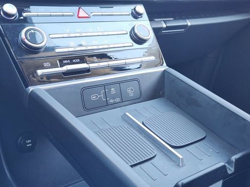 Used 2025 Hyundai Santa Fe SE image 20