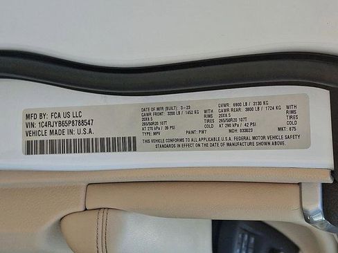 Certified 2023 Jeep Grand Cherokee 4WD 4xe w/ Luxury Tech Group II image 30