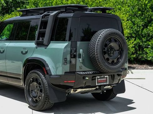 New 2026 Land Rover Defender 110 Trophy Edition AWD/4WD image 13