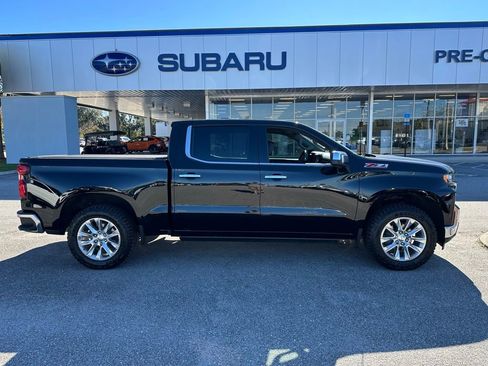 Used 2020 Chevrolet Silverado 1500 LTZ w/ LTZ Premium Package image 2