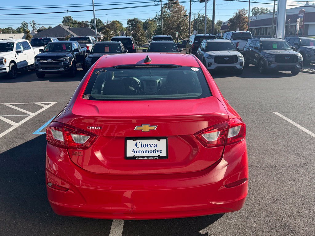 Used 2017 Chevrolet Cruze LS FWD image 7