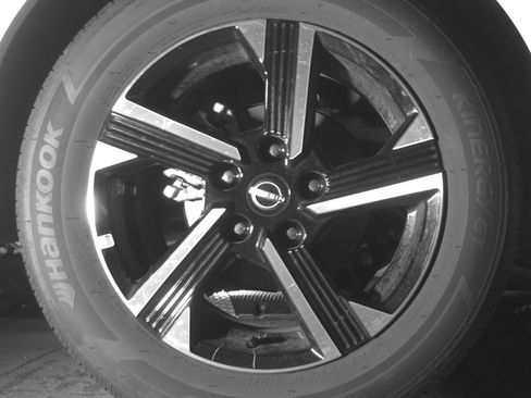 Used 2025 Nissan Sentra SV image 15