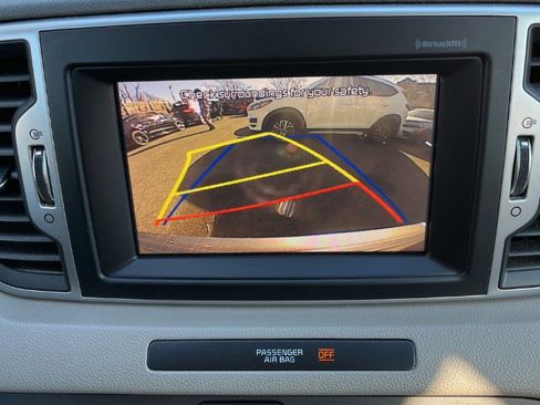 Used 2017 Kia Sportage EX image 14