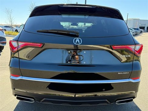 Used 2023 Acura MDX SH-AWD w/ Technology Package image 13