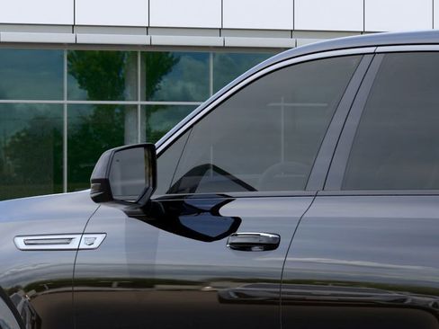 New 2025 Cadillac Escalade IQ Luxury 2 w/ LPO, Radiant Package image 36