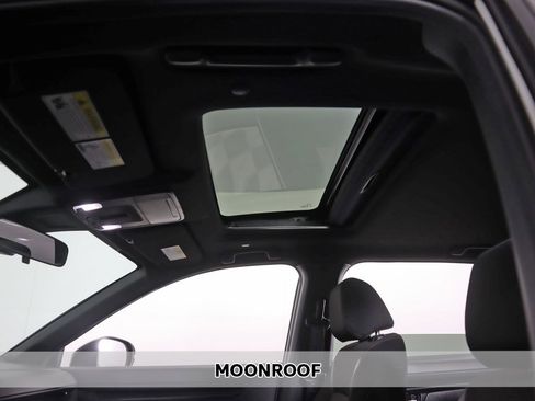 Used 2025 Honda CR-V Sport image 3