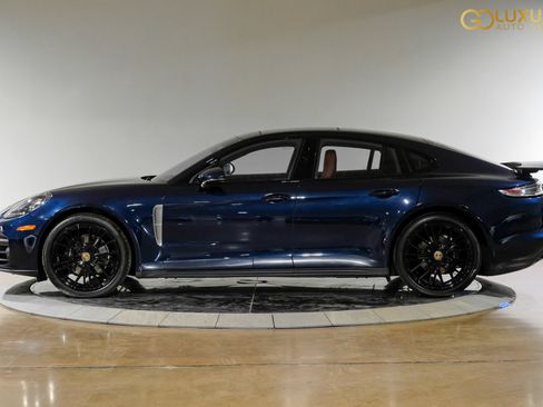Used 2023 Porsche Panamera 4 Platinum Edition AWD/4WD image 13