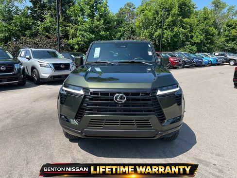 Used 2025 Lexus GX 550 w/ Accessory Package (Z1) AWD/4WD image 10