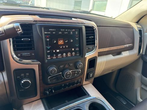 Used 2016 RAM 2500 Longhorn image 18
