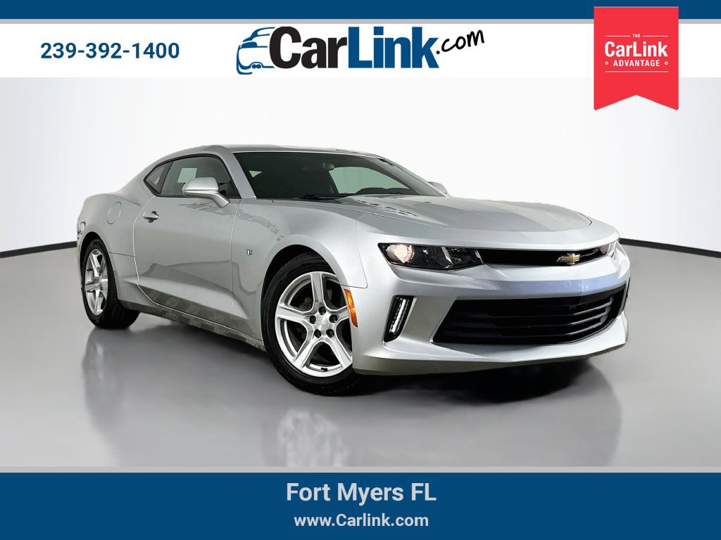 Used 2017 Chevrolet Camaro LT RWD image 1