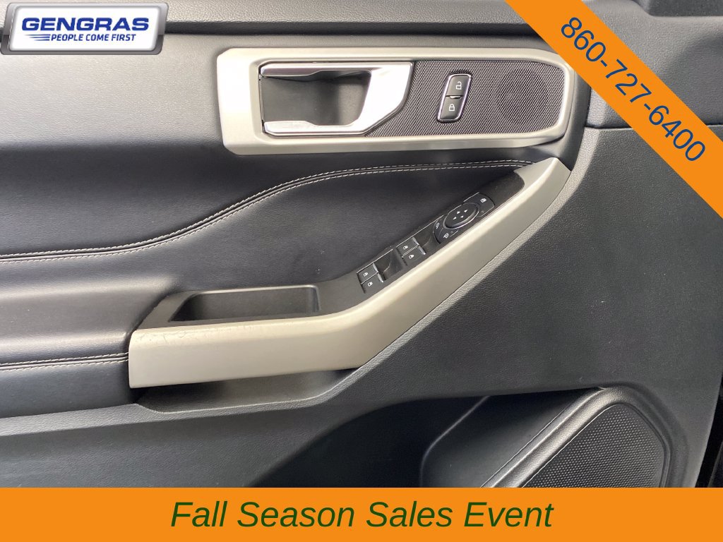 Used 2022 Ford Explorer XLT w/ Equipment Group 202A AWD/4WD image 14