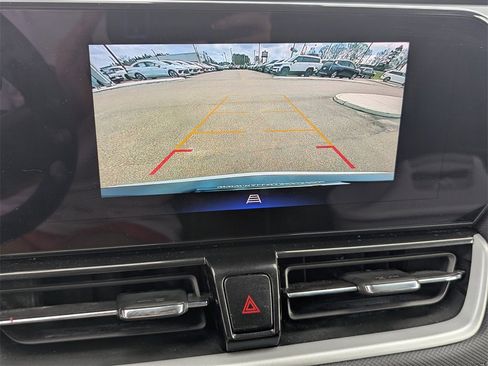 Used 2025 Chevrolet TrailBlazer LT image 11