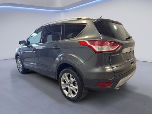 Used 2015 Ford Escape Titanium FWD image 4
