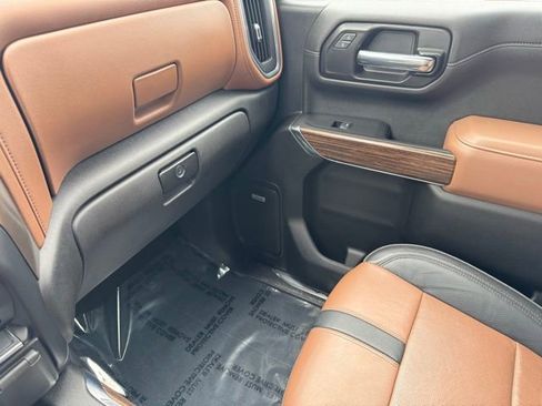 Certified 2022 Chevrolet Silverado 1500 High Country w/ Safety Package II AWD/4WD image 23