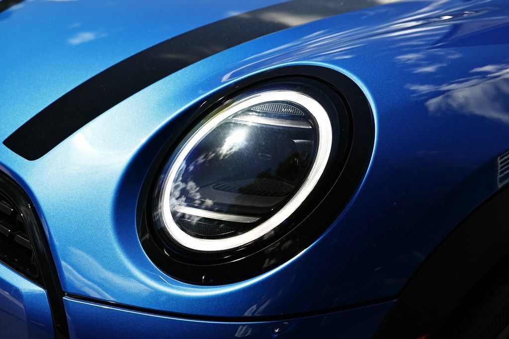 New 2026 MINI Cooper 2-Door Hardtop FWD image 12